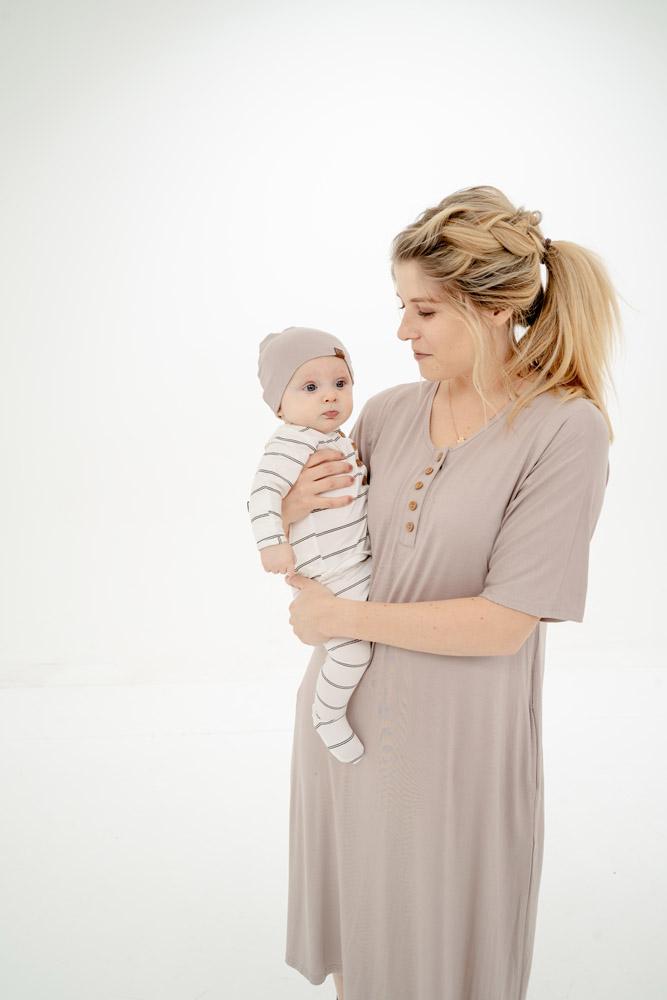 Women’s Breastfeeding Gown